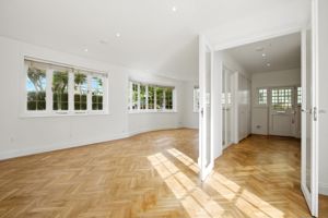 Photo 15- click for photo gallery